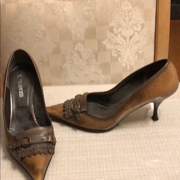 High heels - Picture 1 of 1